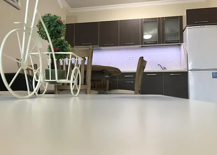 Beach Apartments Pomorie Daire *